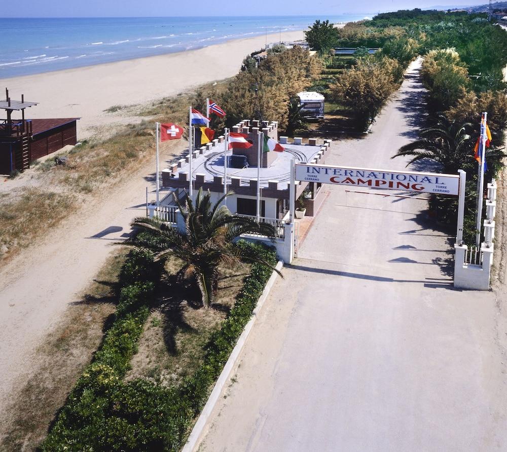 International Camping Torre Cerrano Hotel Pineto Buitenkant foto